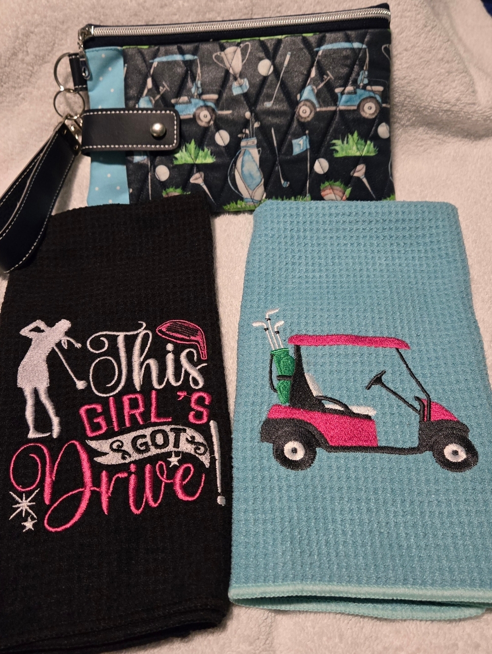 Golf Purse & 2 Golf Towels